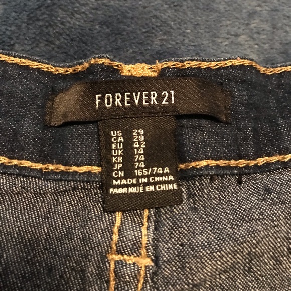 Jean shorts - Picture 3 of 3